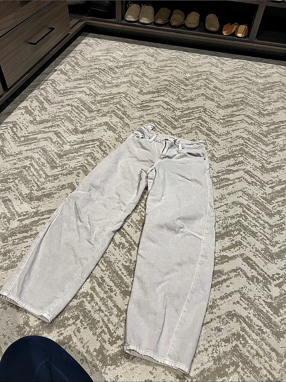 Levi's baggy dad barrel Leg Jeans in Gray Waist 25 Like New
